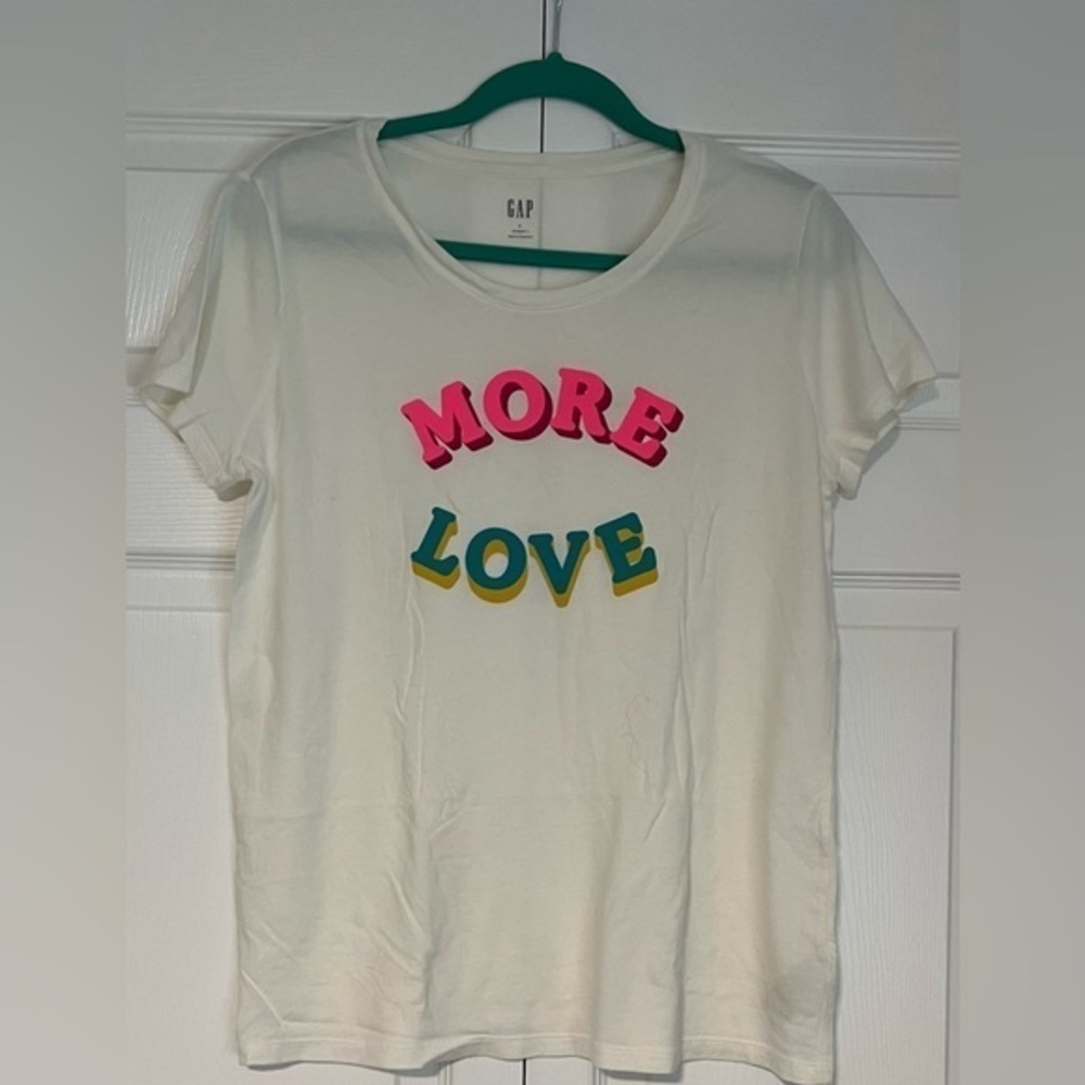 Women’s large More Love Gap t-shirt